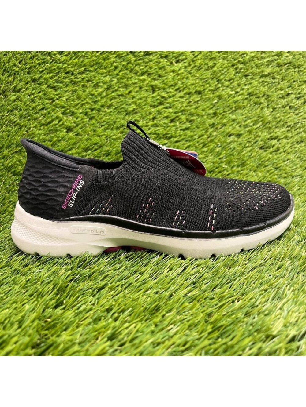 Skechers Go Walk 6 Slip-Ins Womens Size 5.5 Black White Running Shoes Sneakers